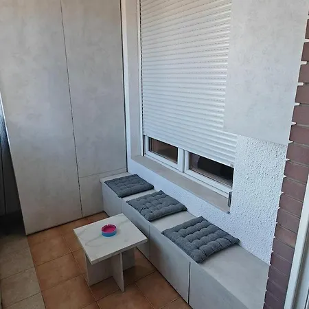 Arena Lux Apartment *